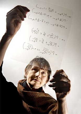 Inge Henningsen