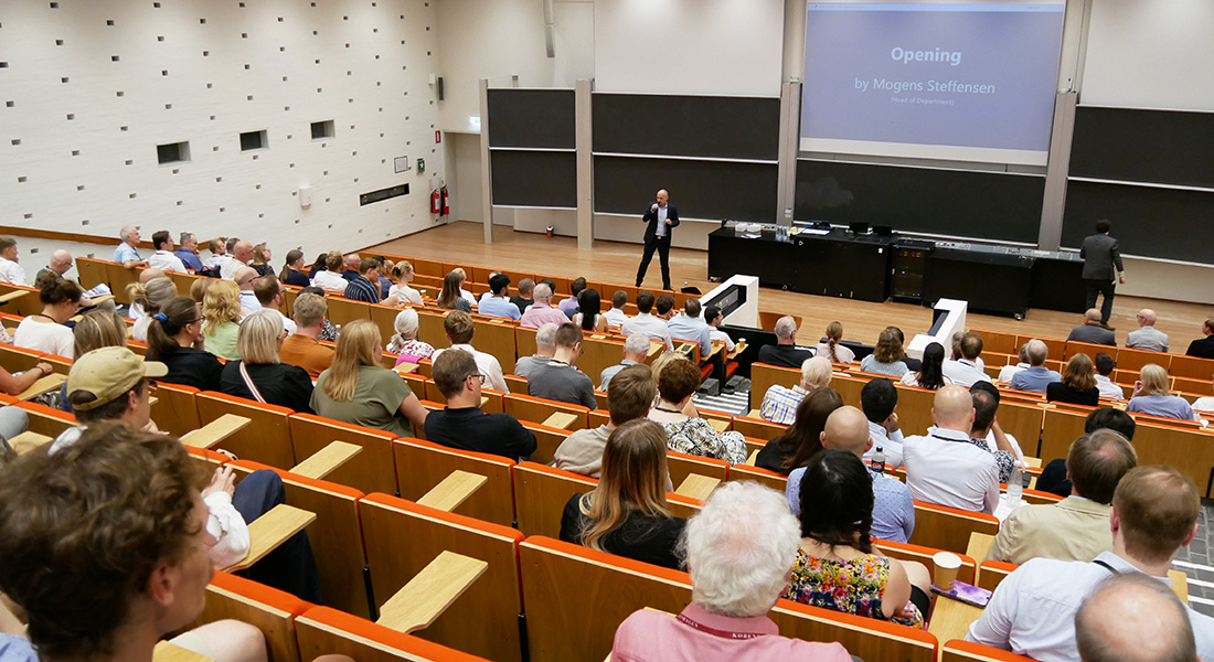 Mogens Steffensen opens the conference